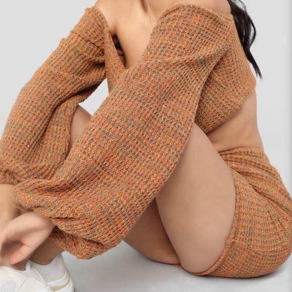 Fashion Nova Taylor Set- Orange/Multi - Picture 4 of 4